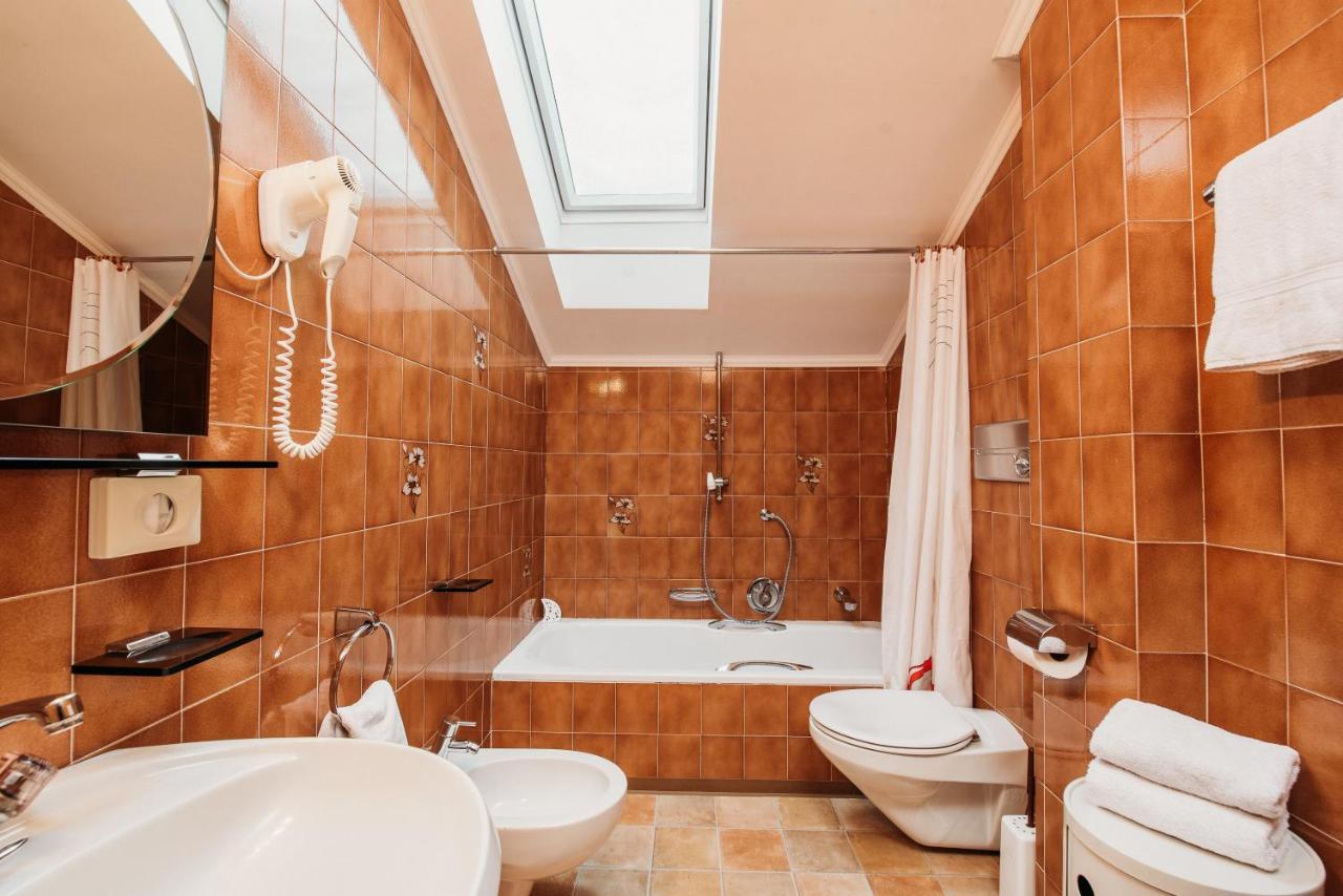 Gaestehaus Marianne Terenten ภายนอก รูปภาพ