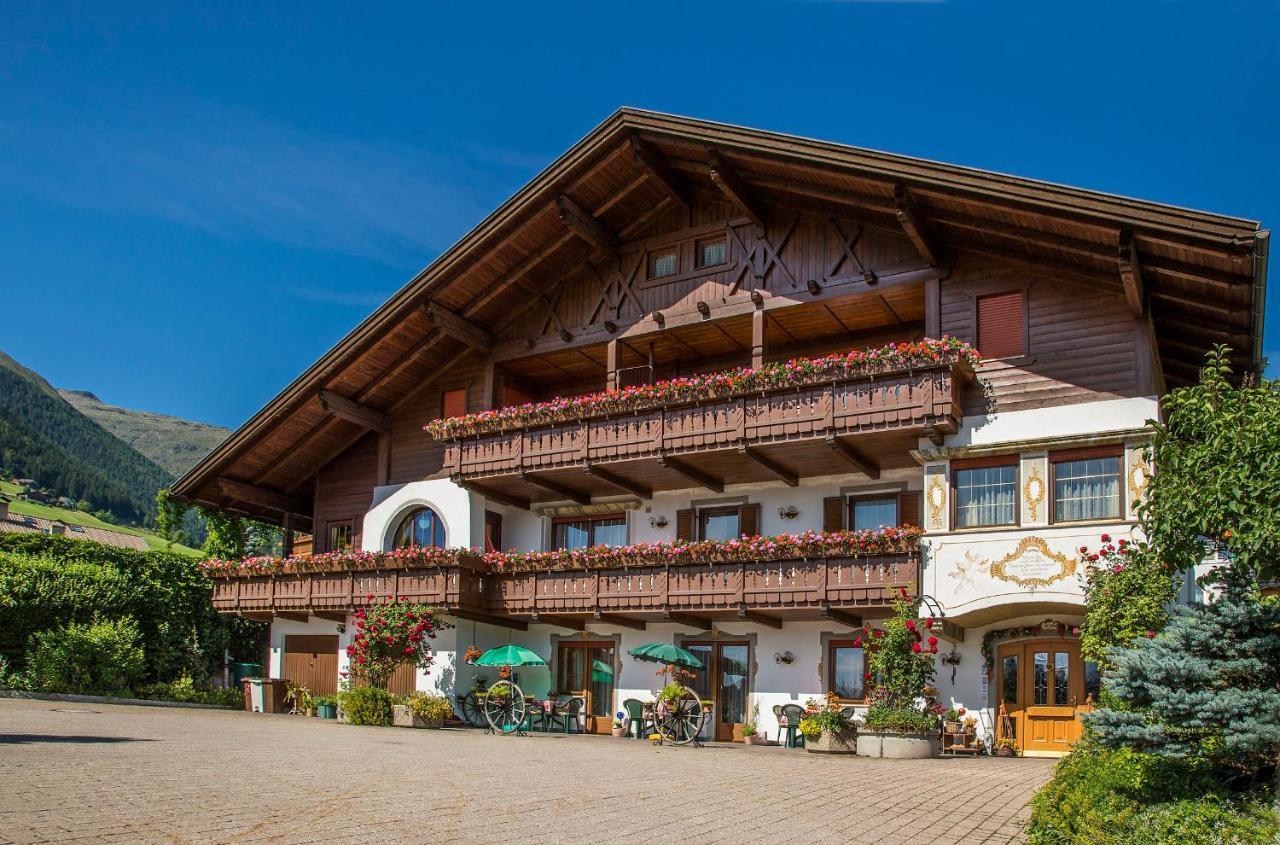 Gaestehaus Marianne Terenten ภายนอก รูปภาพ